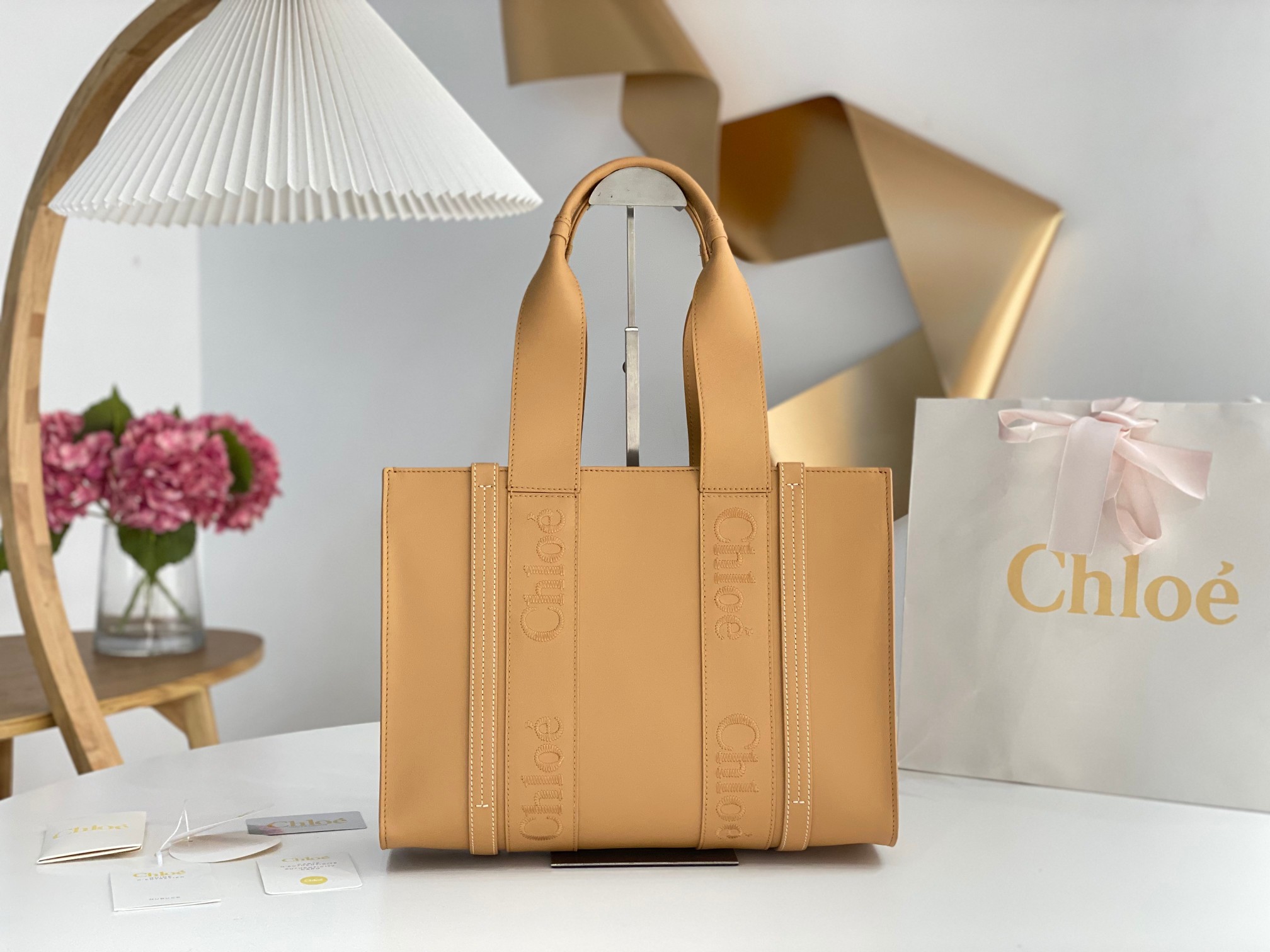 Chloe Medium Woody Tote Bag In Milky Brown Soft Smooth Calfskin Leather